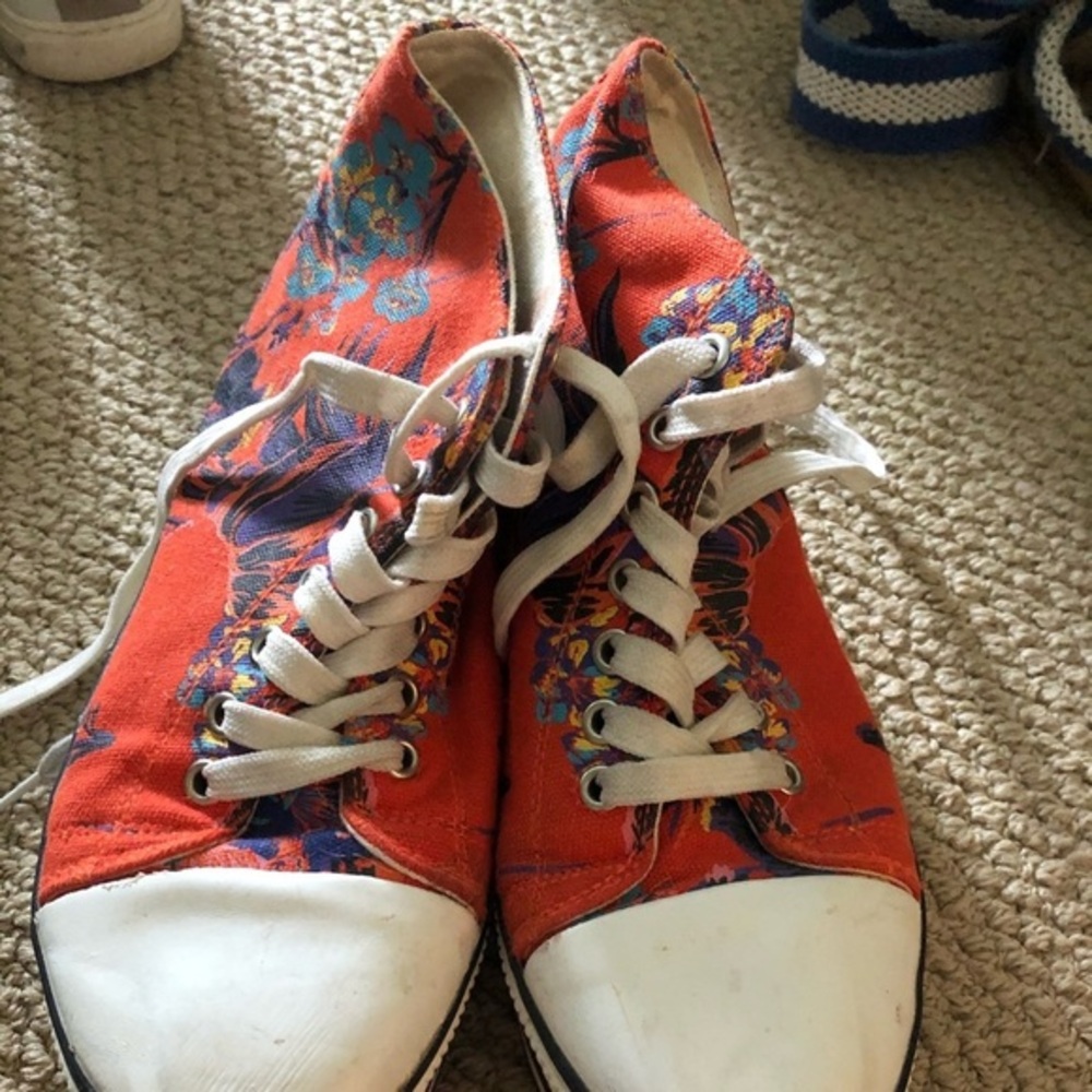 Urban outfitters BDG platform sneakers!!!!!